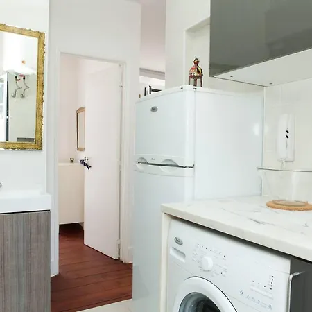 Casa Em Lisboa? Optima Localizacao No Bairro Alto